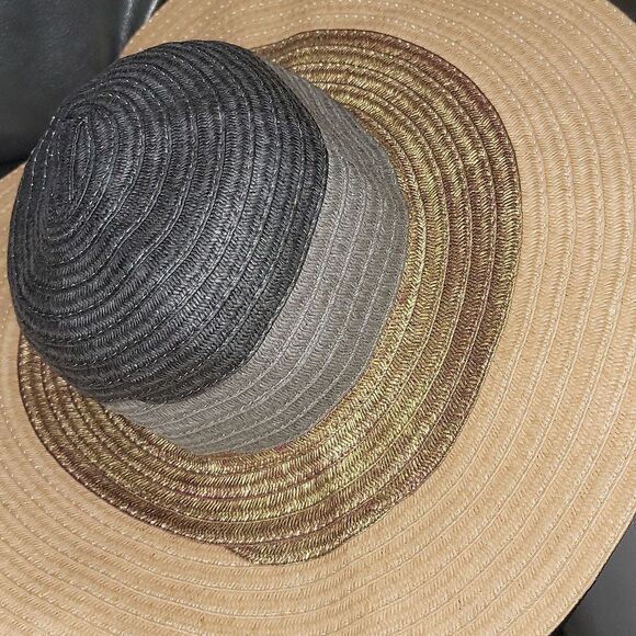 Ellen Tracy 5" Wide Brim Floppy Sun Beach Hat Gold Hardware - Picture 6 of 9